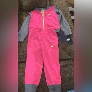 Nikes 2T matching Tracksuit outfit